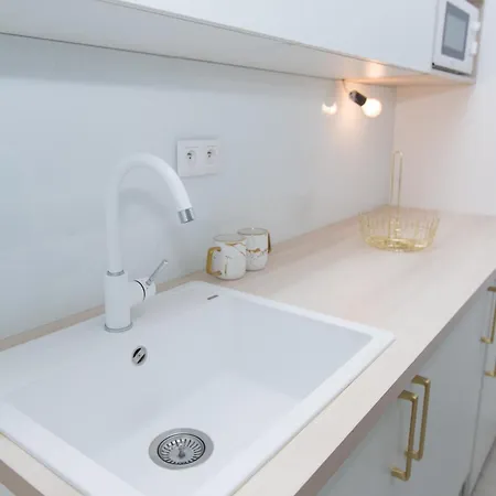 Apartment In The Center Of Kosicka 52 Bratislava