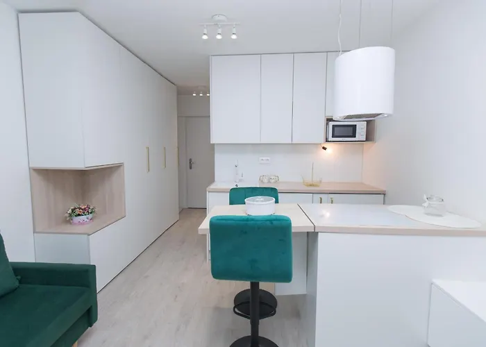 Appartement In The Center Of Kosicka 52 Bratislava